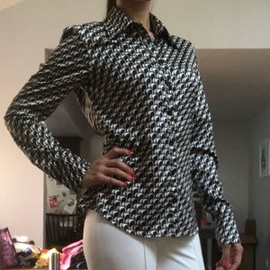 H&M work top Black and white print long sleeve
